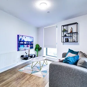  Apartment Luxee By Excel United Kingdom